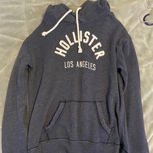 Hollister sweatshirt